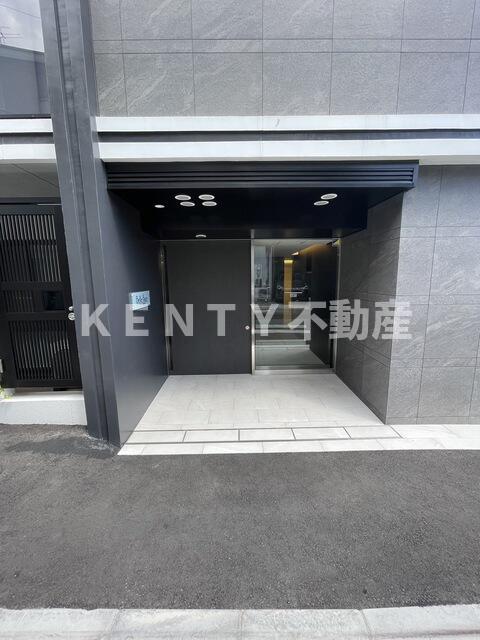 エントランス　建物の内部です