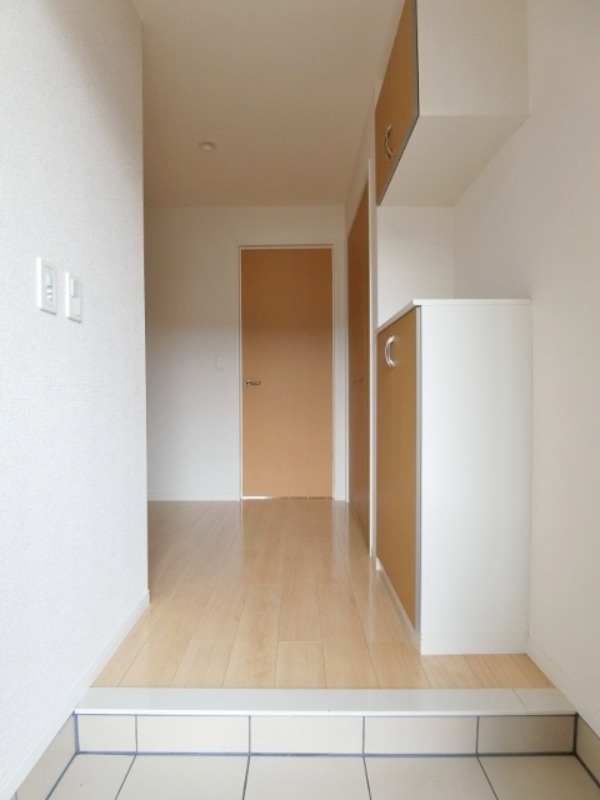 玄関　図面と現状に相違がある場合には現状を優先