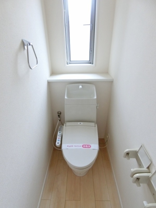 トイレ　図面と現状に相違がある場合には現状を優先