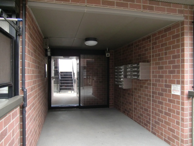 エントランス　エントランス