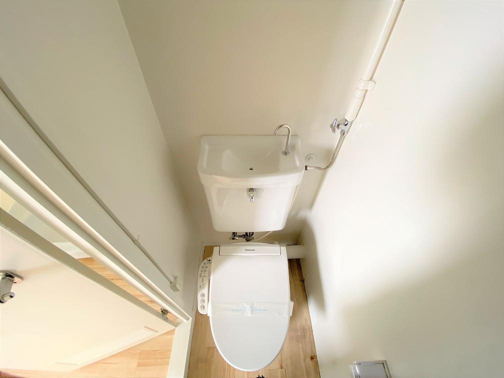 トイレ　トイレ