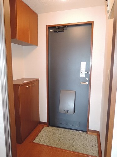 玄関　室内写真は別部屋です