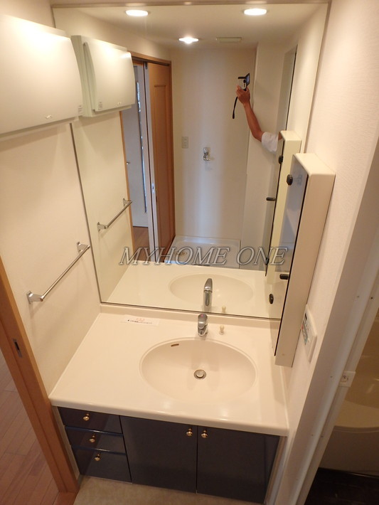 洗面設備　独立洗面台