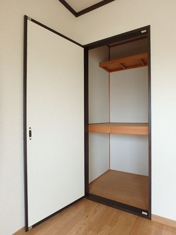 収納　図面と現状に相違がある場合には現状を優先