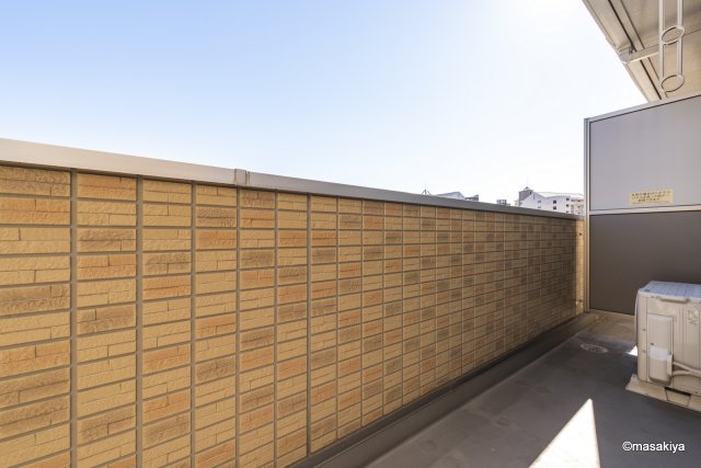 バルコニー　バルコニー