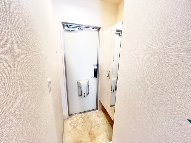 玄関　落ち着いた玄関です