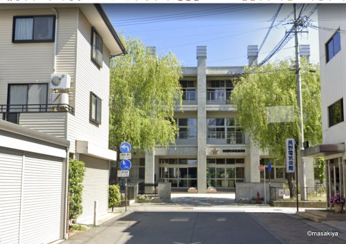 中学校　長野市立柳町中学校（中学校）まで289m