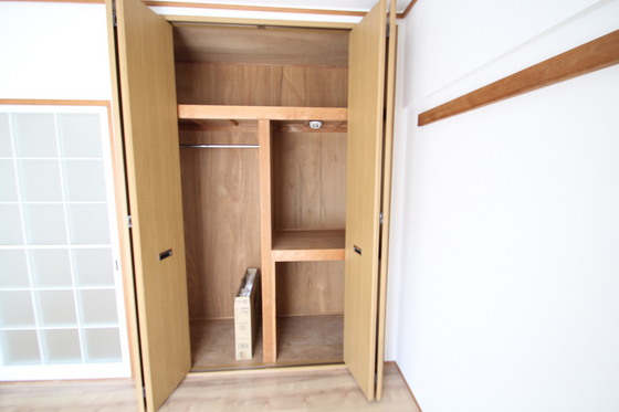 収納　※別部屋の写真です