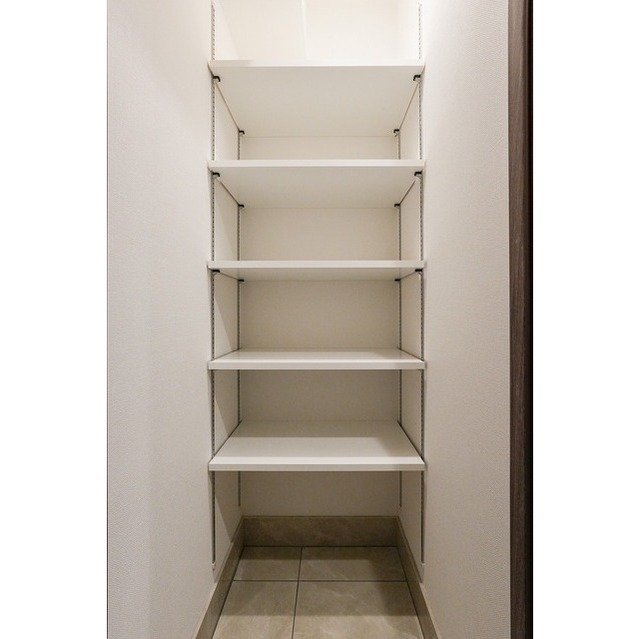 収納　シューズインクローゼット