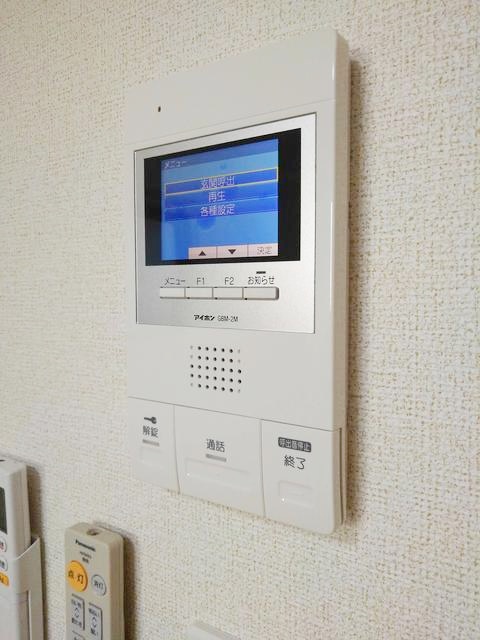 セキュリティ　モニター付きインターホン♪