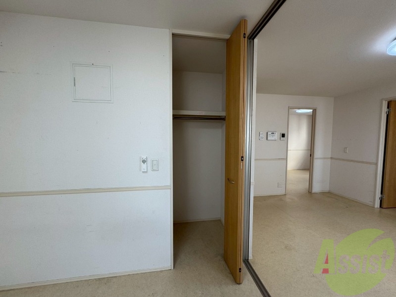 収納　こちらは収納です。物をしまう事ができますね！