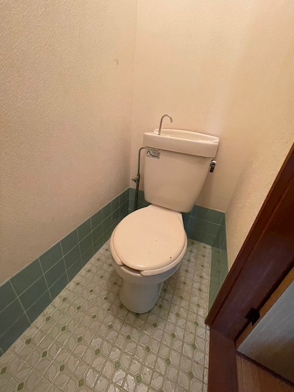 トイレ　現況優先