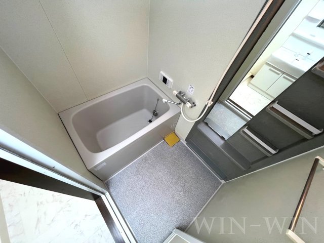 バス・シャワールーム　イメージ（同建物内別部屋の写真です）