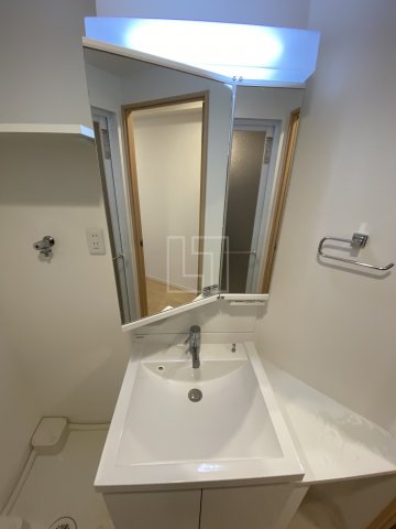 洗面設備　ラクラス長堀橋　独立洗面台