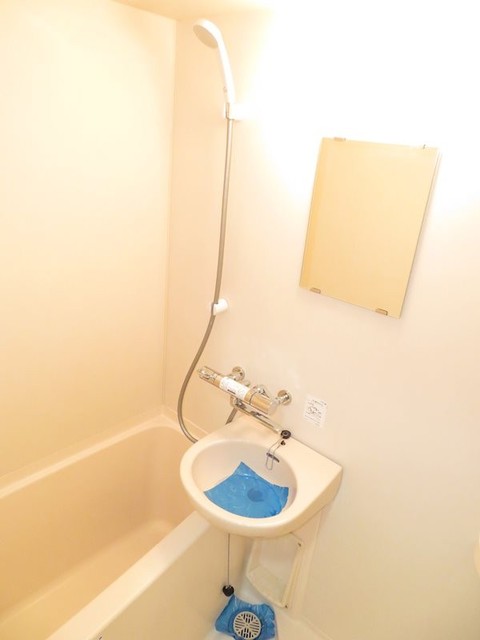 バス・シャワールーム　バスルーム