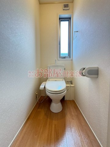 トイレ　清潔感のあるトイレです