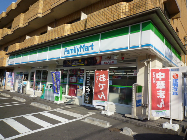 コンビニ　ファミリーマート仙台旭ヶ丘三丁目店（コンビニ）まで377m