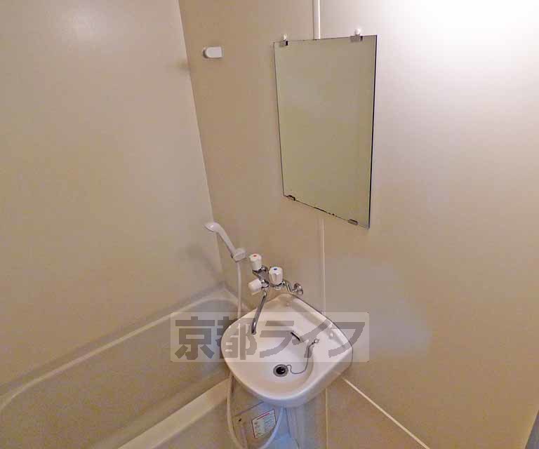 洗面設備　洗面台です。