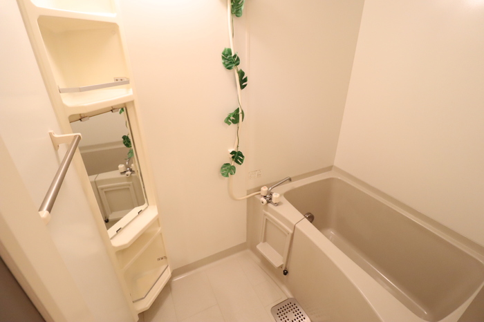 バス・シャワールーム　ユニットバス