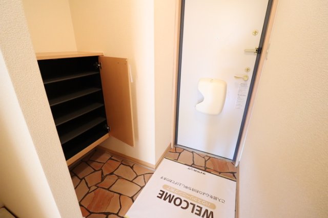 玄関　シューズボックス