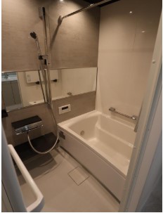 バス・シャワールーム　バス