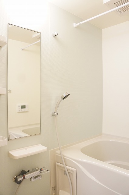 バス・シャワールーム　清潔な浴室！