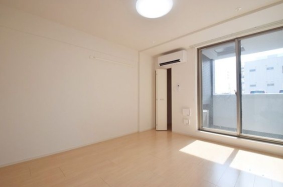 居室・リビング　きれいなリビング！