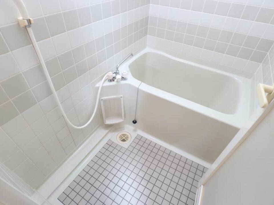 バス・シャワールーム　浴室