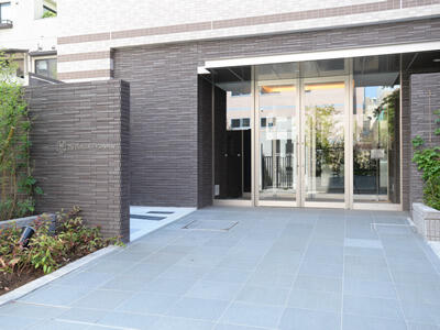 エントランス　2015年5月撮影