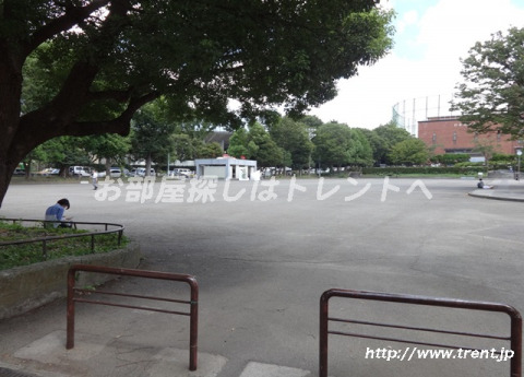 公園　明治公園（公園）まで620m