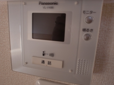 セキュリティ　TVモニター付きインターホン