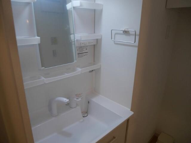 洗面設備　洗面所です