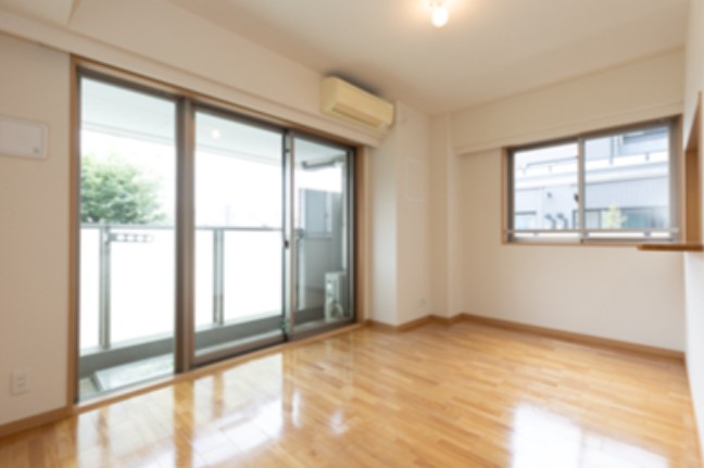 居室・リビング　同タイプのお写真です