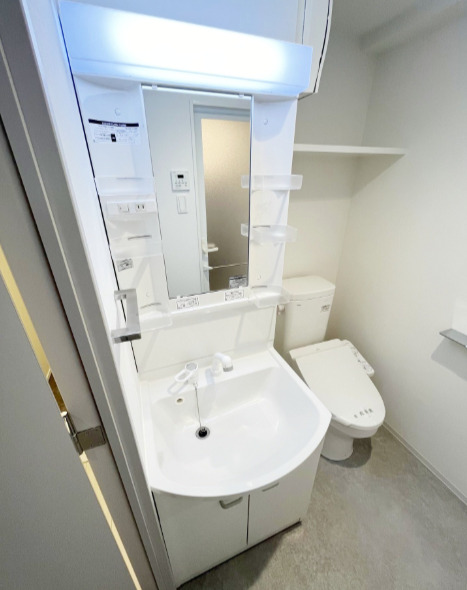 洗面設備　【女性のお一人暮らしでも安心のセキュリティ♪】住環境良好！