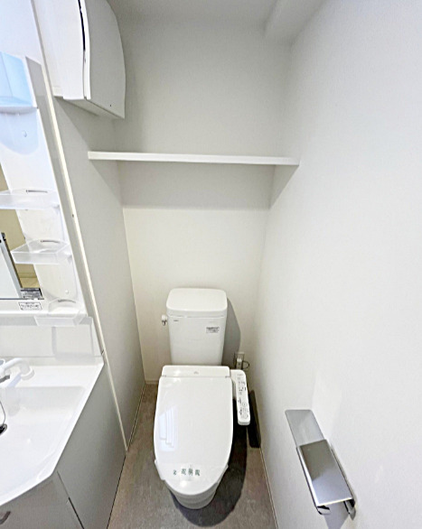 トイレ　【女性のお一人暮らしでも安心のセキュリティ♪】住環境良好！