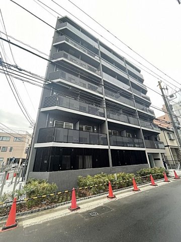 建物外観　【女性のお一人暮らしでも安心のセキュリティ♪】住環境良好！