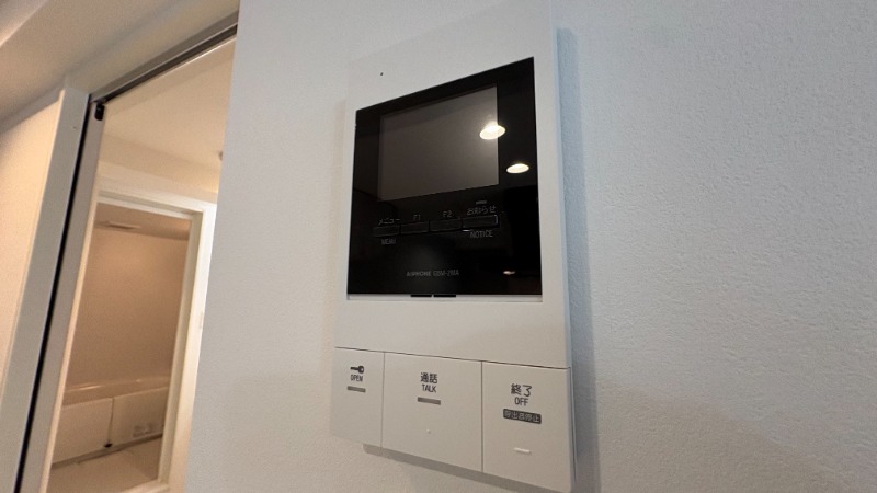 セキュリティ　モニター付きインターホン