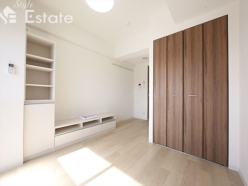 居室・リビング　内装