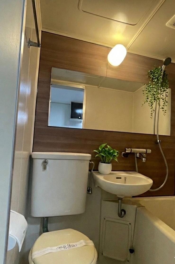 バス・シャワールーム　お風呂はシンプルな3点ユニット！