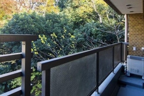 バルコニー　バルコニー