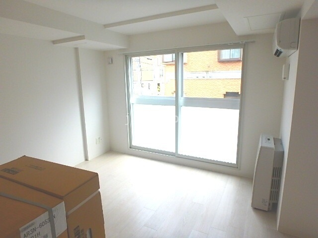 居室・リビング　同号室タイプ写真