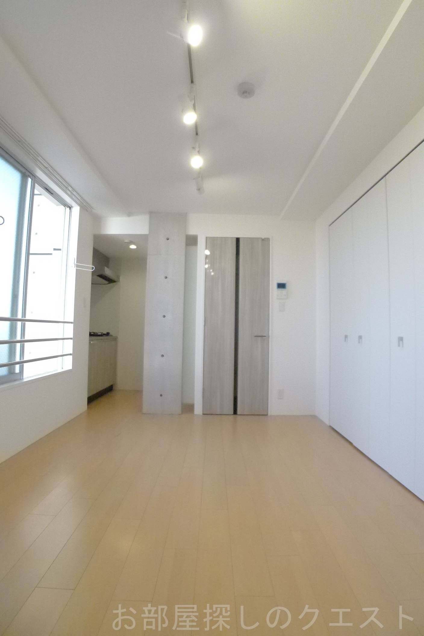 居室・リビング　（写真は同タイプ）