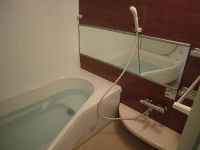 バス・シャワールーム　追炊き・浴室乾燥機能付