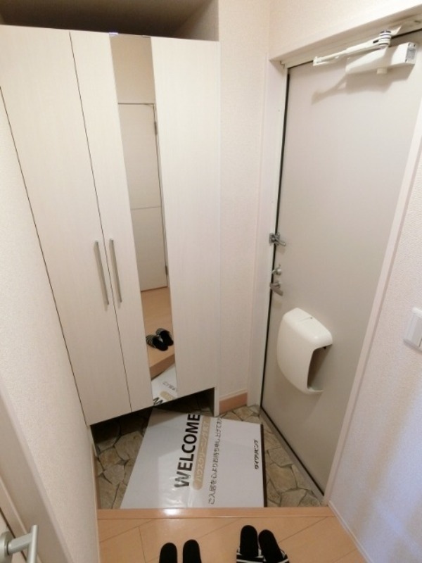 玄関　図面と現状に相違がある場合には現状を優先