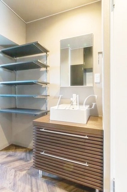 洗面設備　洗面台です。