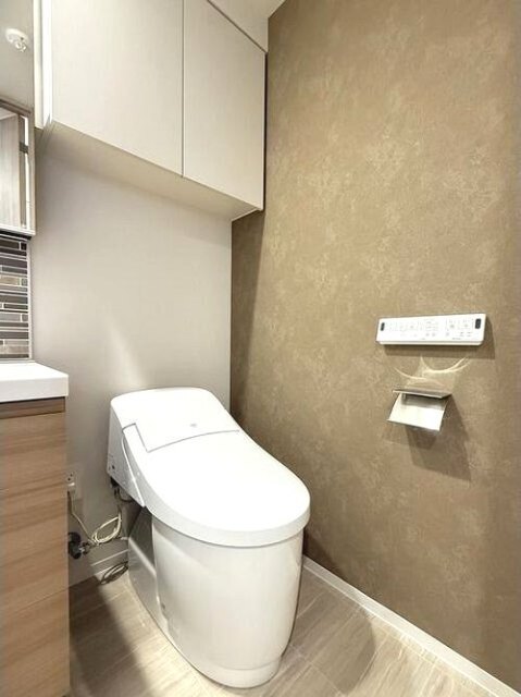 トイレ　温水洗浄便座機能