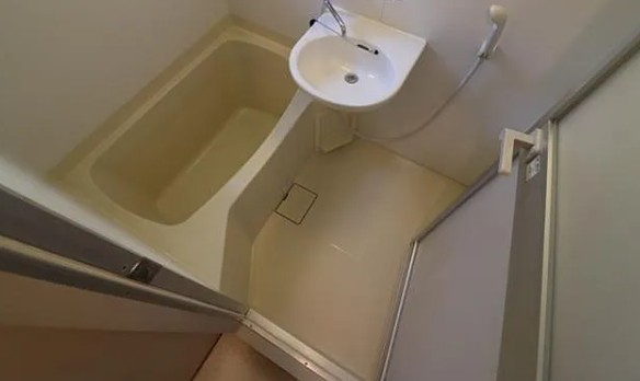 バス・シャワールーム　※別部屋参照