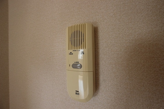 セキュリティ　写真は別号室のものです。