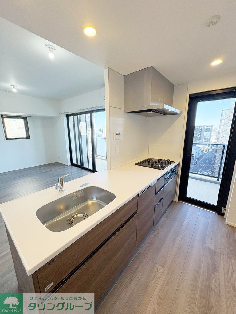 キッチン　３口システムキッチン