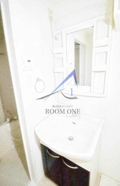 洗面設備　洗面台です。